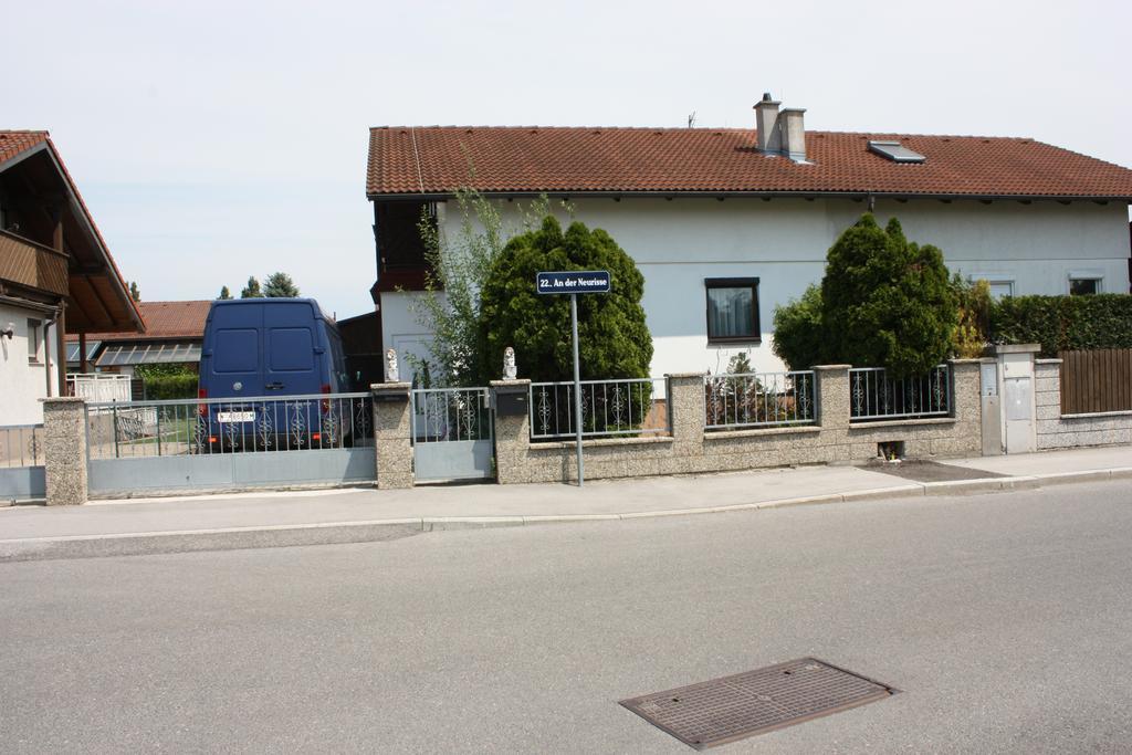 Haus Zum Wohlfuehlen Villa Wenen Buitenkant foto